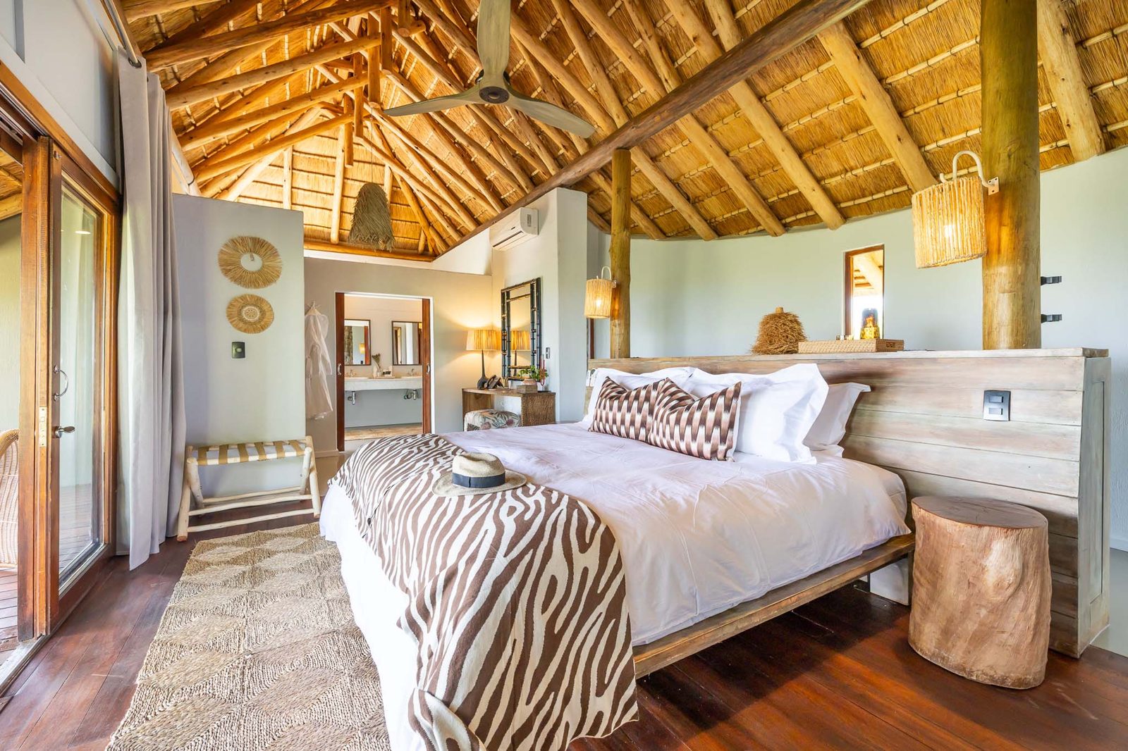 Buffalo Ridge Safari Lodge, Madikwe Game Reserve