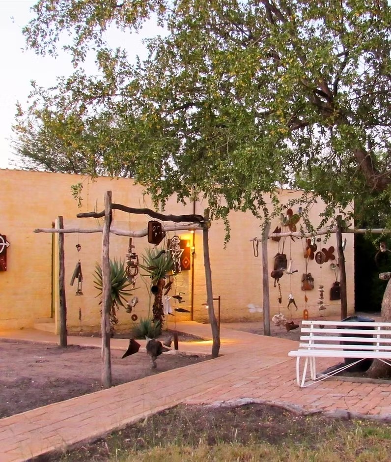 Roy's Rest Camp, Grootfontein, Namibia