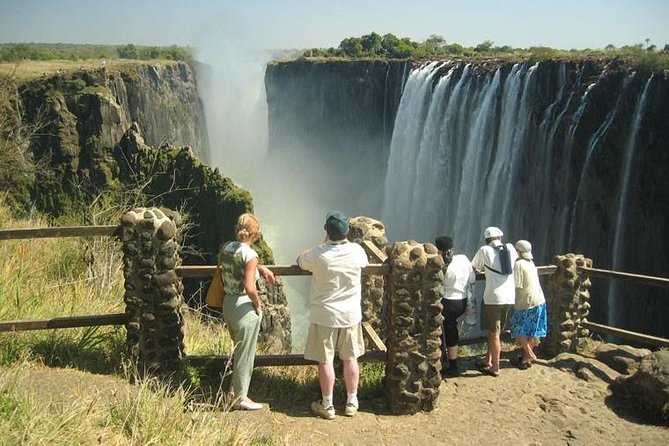 1-Day Thrilling Victoria Falls Guided Tour